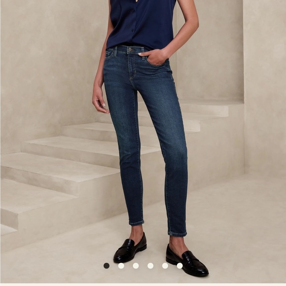 Banana Republic Skinny Ankle Jean - Picture 5 of 5